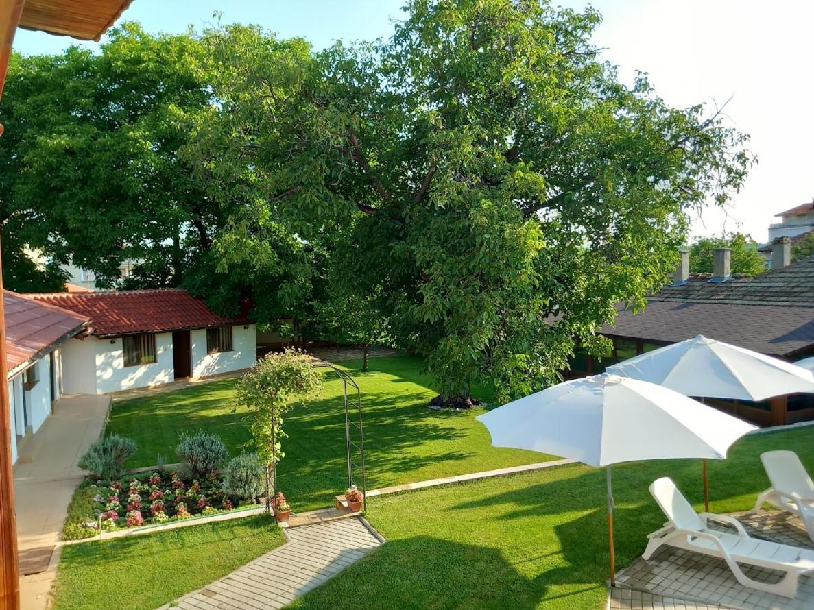 Bolyarski Stan Guest House ヴェリキー・プレスラフ エクステリア 写真